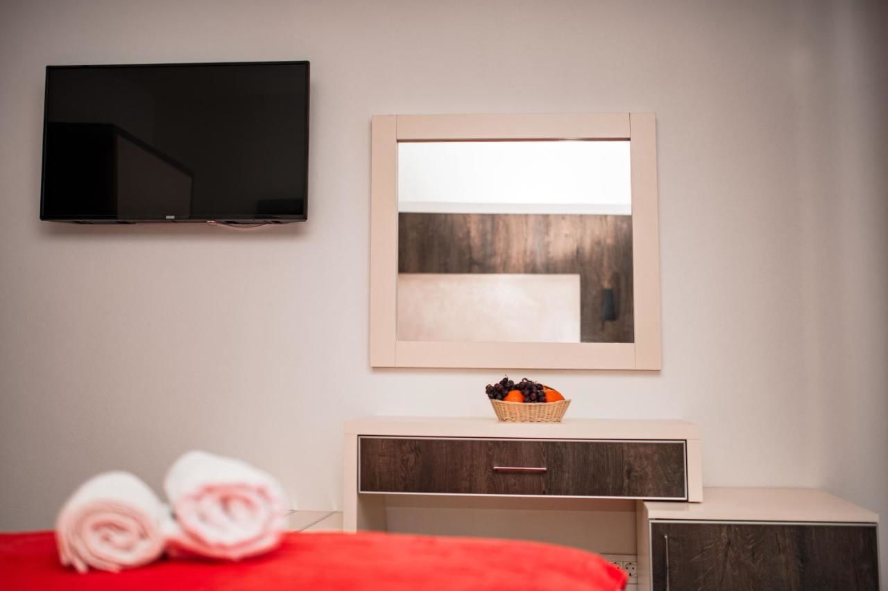 Отель Hotel David Lux Добра-Вода