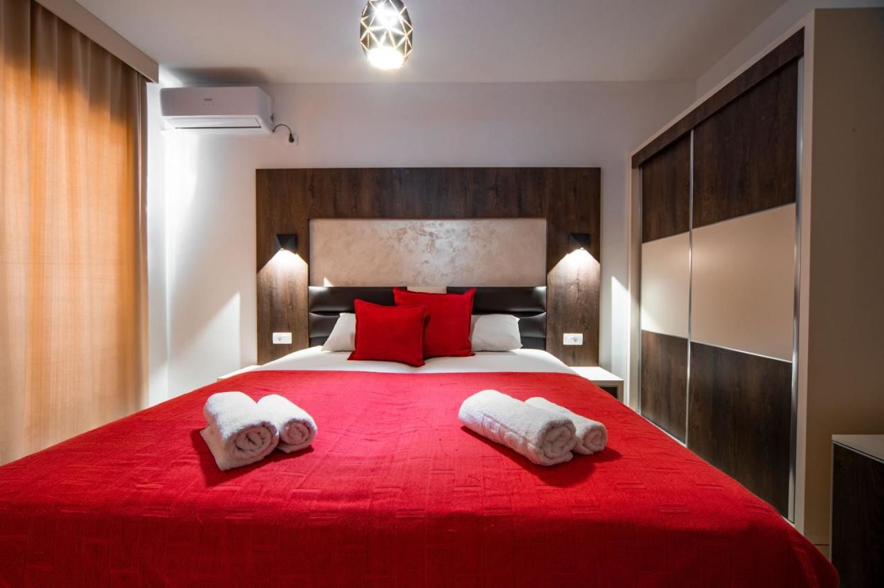 Отель Hotel David Lux Добра-Вода