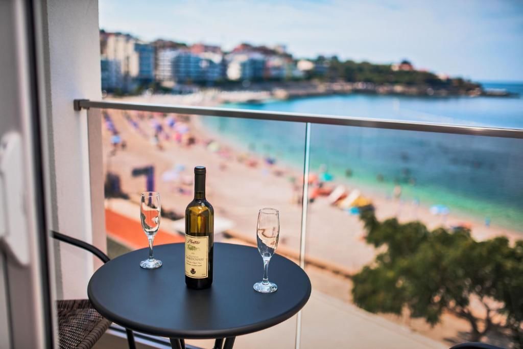 Отель Hotel David Lux Добра-Вода