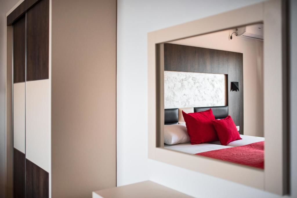 Отель Hotel David Lux Добра-Вода