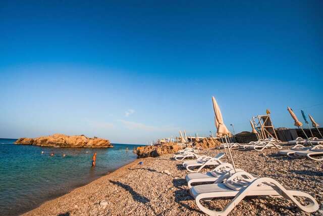 Отель Hotel David Lux Добра-Вода-46