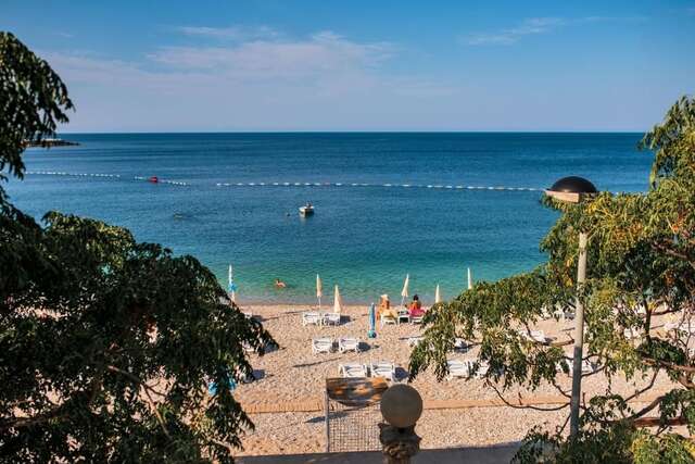 Отель Hotel David Lux Добра-Вода-62